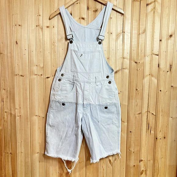 VTG Overalls GUESS BY GEORGE MARCIANO Womens Sz 2 Light Denim Patterned Cut Offs - Picture 1 of 12